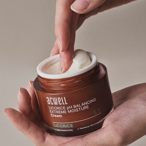 Acwell Licorice pH Balancing Extreme Moisture Cream 55ml + 5 Random Samples
