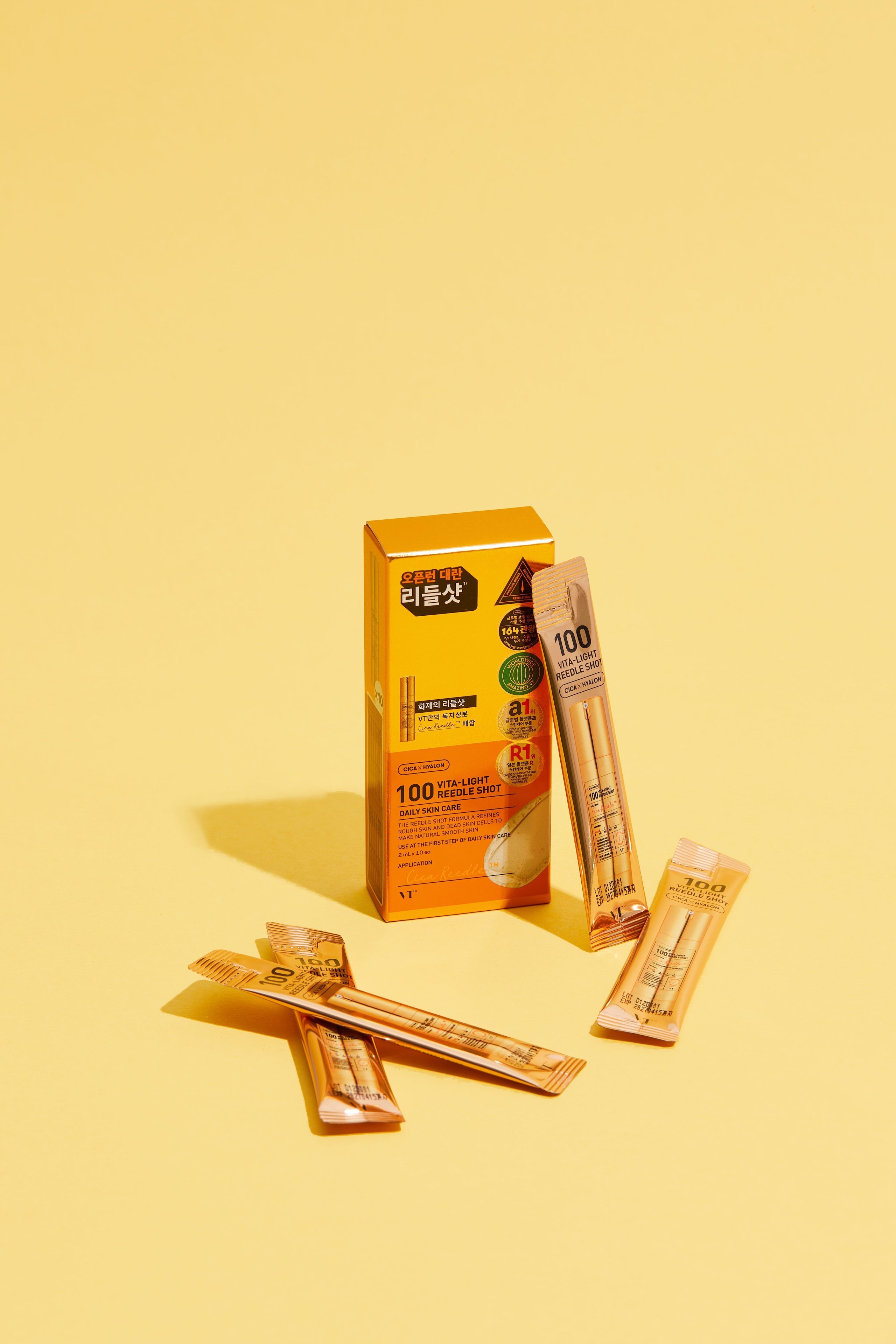 VT Cosmetics Vita-Light Reedle Shot 100 Stick Pouch 2ml - 10ea x 2 Packs (Total 20 Sticks)