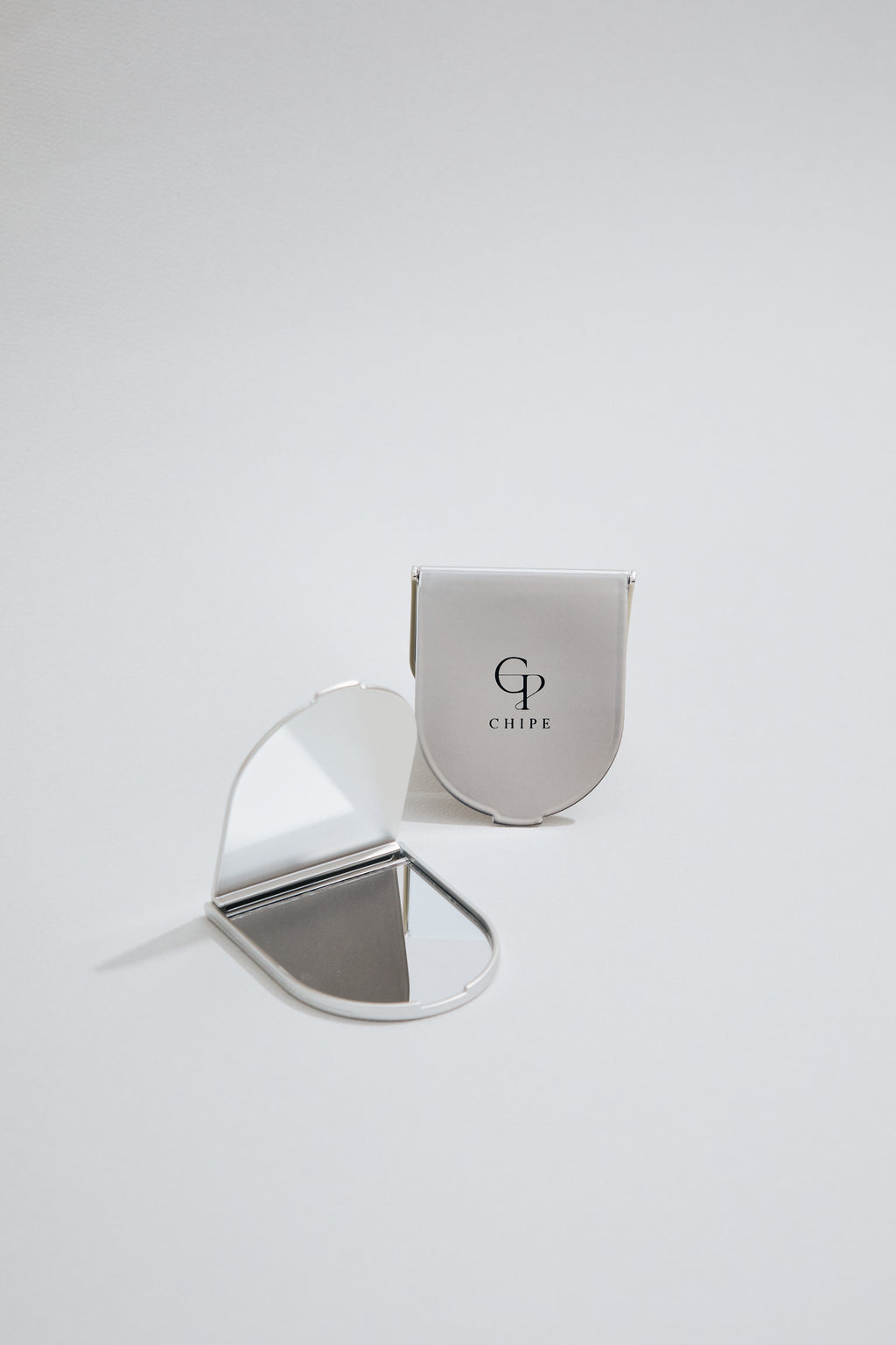 Foldable Hand Mirror 200ml