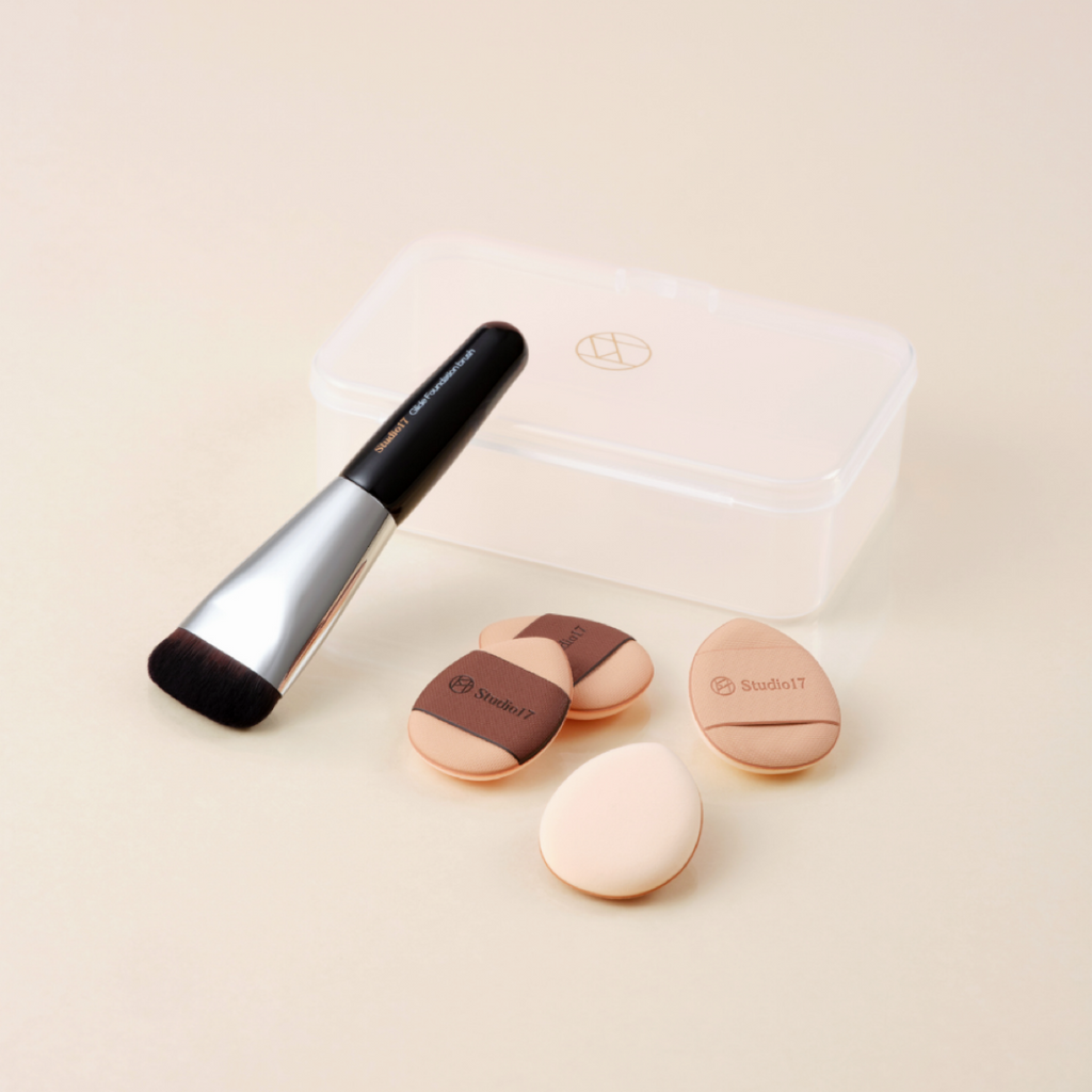 Studio 17 Skin Fit Base Makeup Kit (200pcs)