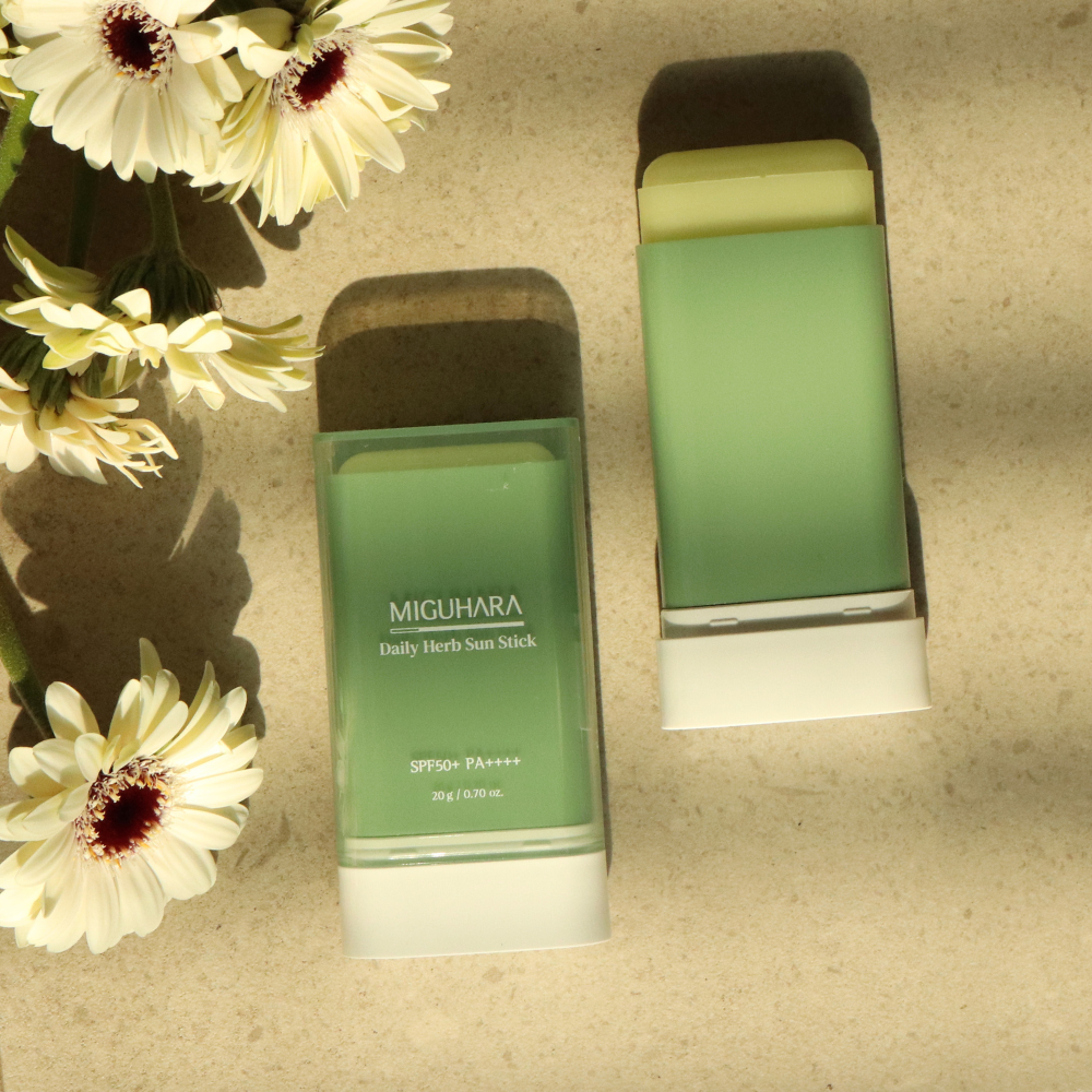 Daily Herb Sun Stick SPF50+ PA++++ (22g)