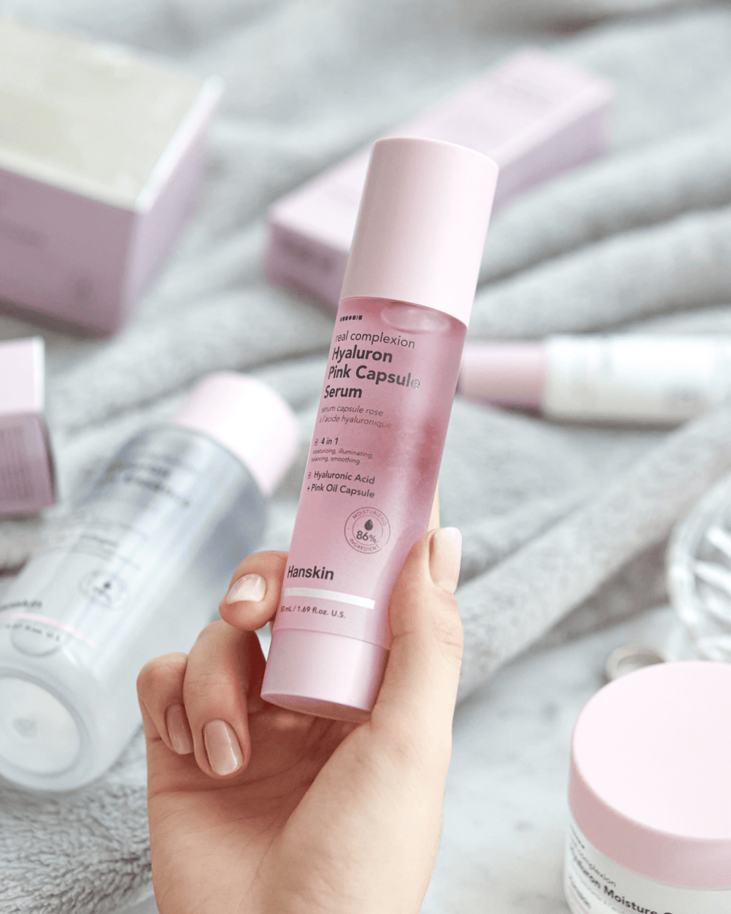 Hanskin Real Complexion Hyaluron Pink Capsule Serum 50ml (Pack of 3)