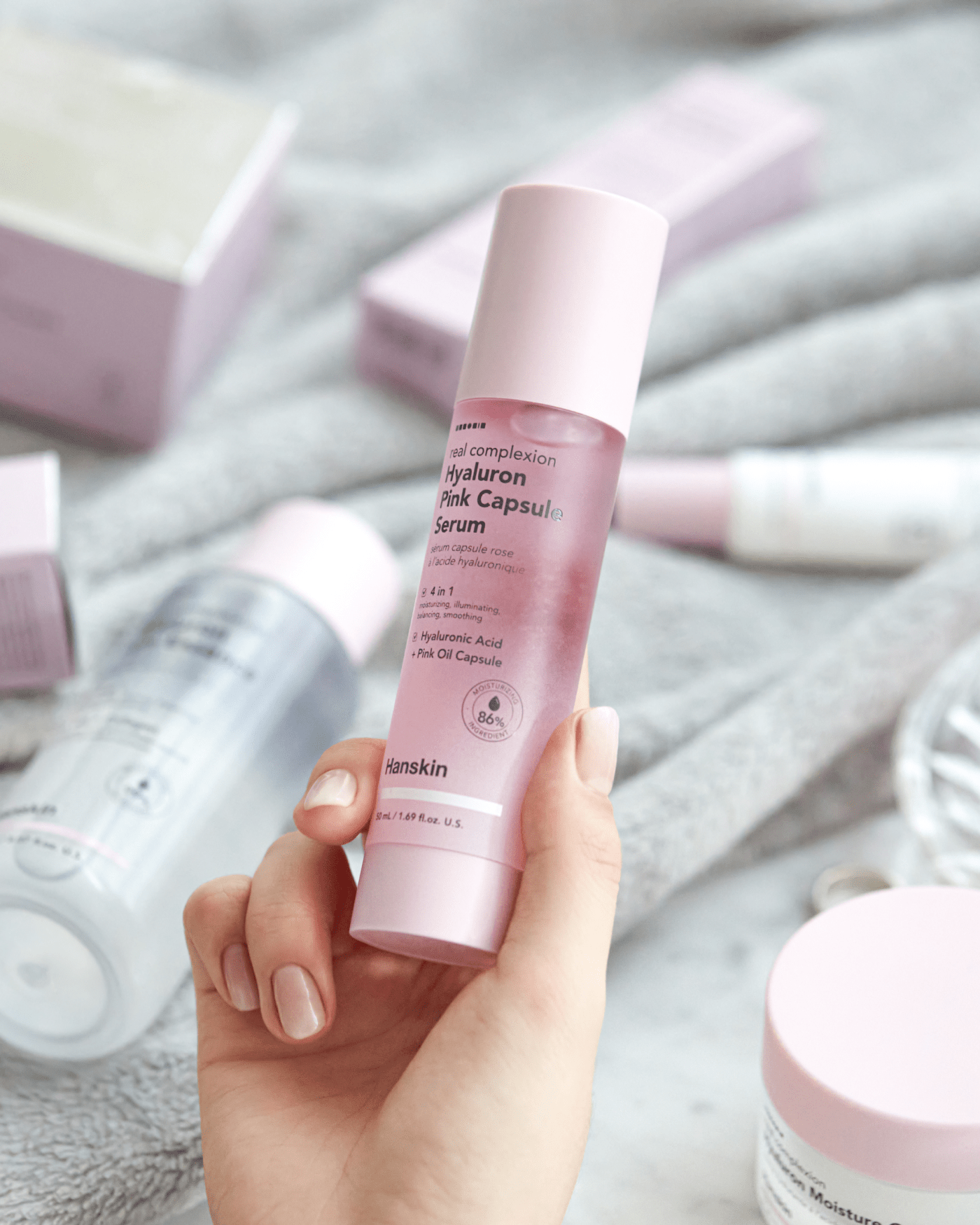 Hanskin Real Complexion Hyaluron Pink Capsule Serum 50ml (Pack of 3)